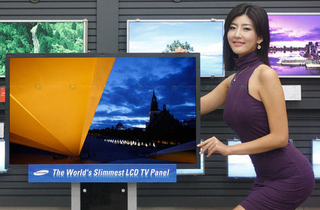 Illustration for article titled Samsung's 3mm-Thick HDTV